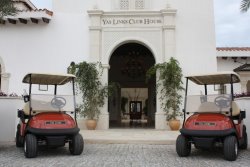 Club Car at Yas Links