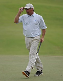 Fred Couples wears Ecco