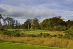 Rowallan Castle, Hole 2 Par 3