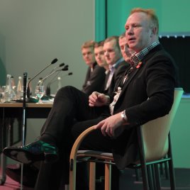 Birmingham City Football Club manager Alex McLeish joins renowned golf coach Scott Cranfield, Neil Plimmer, a Golf Monthly Top 25 coach, EGU Regional Coach David Brooks, Graeme McDowall, lecturer in Performance Golf at Elmwood College and Adrian Bishop, a Today’s Golfer Elite Coach for a coaching Question Time panel at The Golf Show 2010.