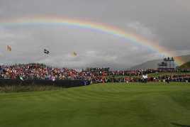 Rainbow over the 14th green.©Steve Pope