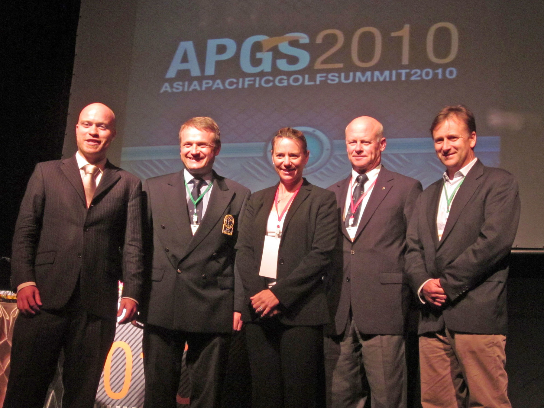 Asian launch of GEO Legacy Guidelines. (l – r) Ben Warren (GEO), Tom Mackenzie European Institute of Golf Course Architects (EIGCA), Annika Sorenstam, Erik Larsen - President of American Society of Golf Course Architects, and David Krause,  President of EIGCA.