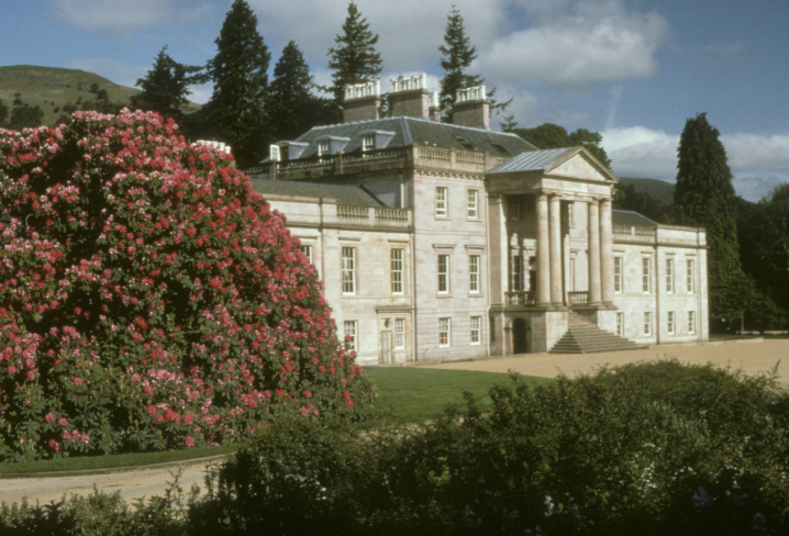 Loch Lomond Clubhouse