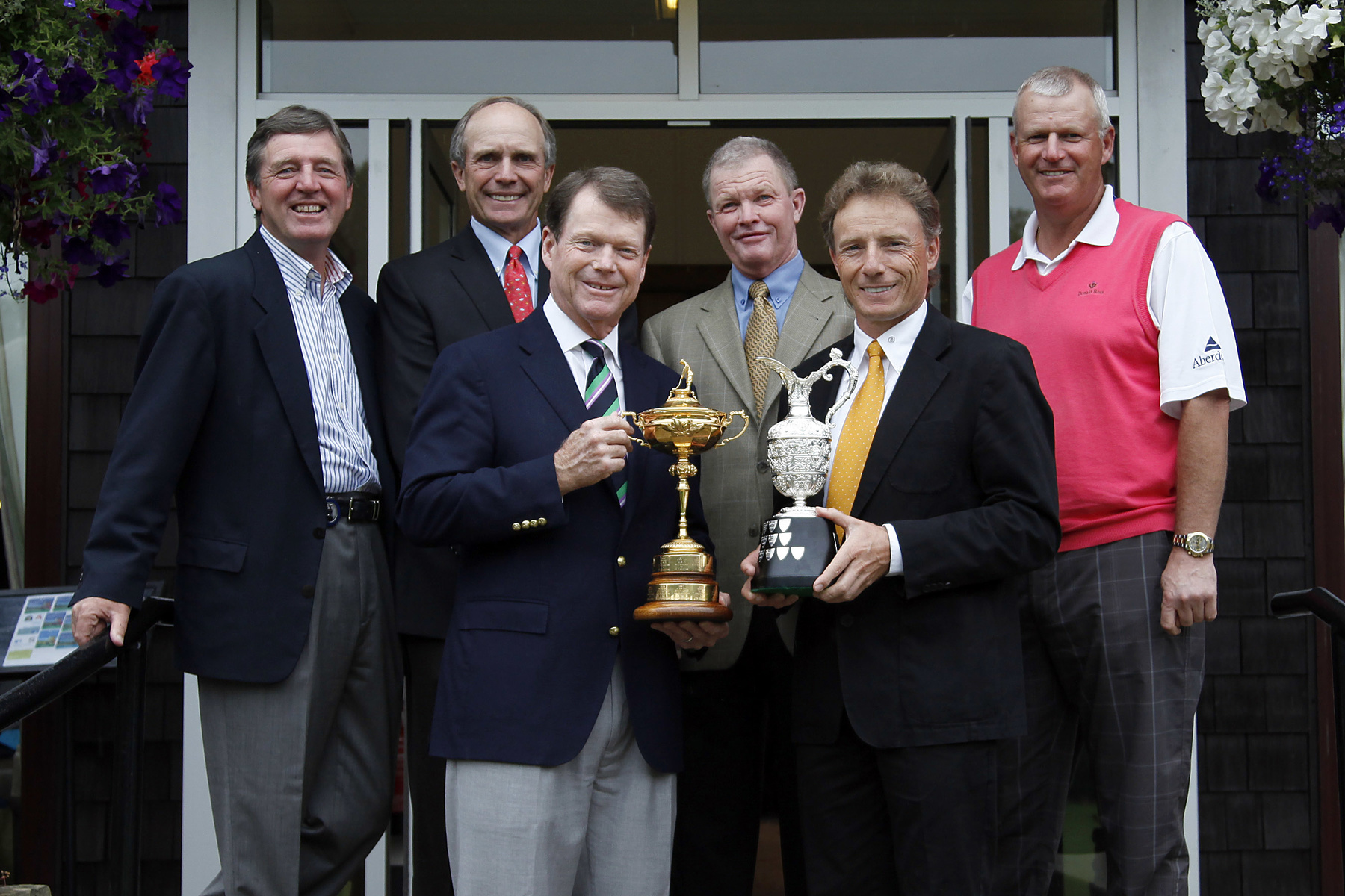 Players from The 1981 Ryder Cup reunited at Walton Heath for The 2011 Senior Open Championship: (l-r) Des Smyth, Jerry Pate, Tom Kite, Sandy Lyle, Tom Watson, Bernhard Langer © Phil Inglis/Getty Images