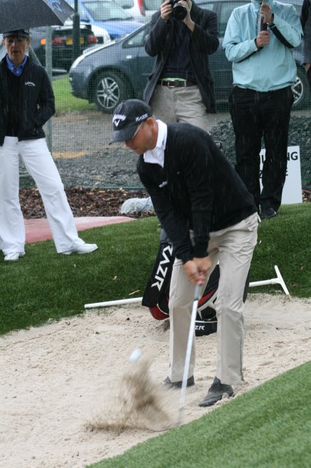 Nicolas Fasth at A1 Golf Centre