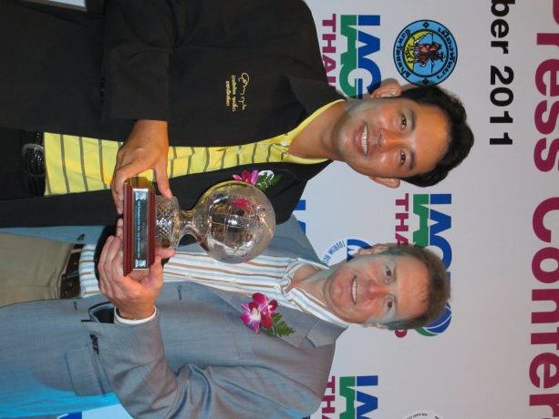 Mayor of City ofPattaya, Itthiphol Kunplome with Peter Walton, CEO of the International Association of Golf Tour Operators.