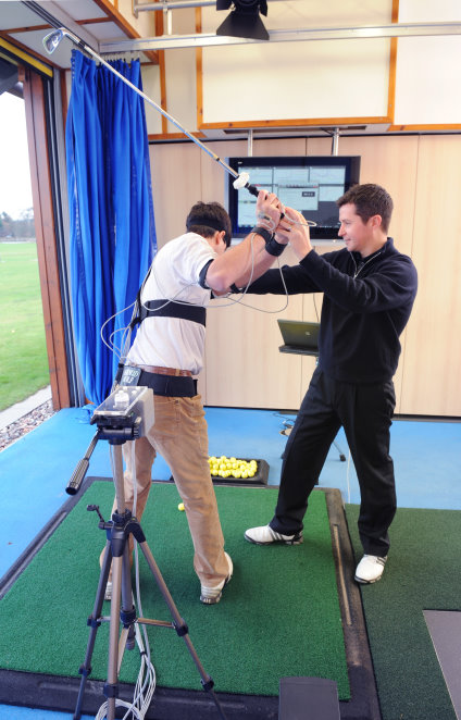 David Watt from St Andrews Links Golf Academy working with a pupil on the system