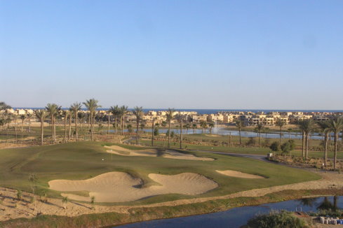 5th Green, El EIn Bay