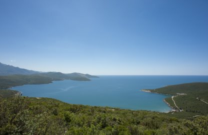 Lustica Bay