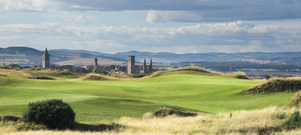 The Castle Course with St Andrews in the background (Mark Alexander)