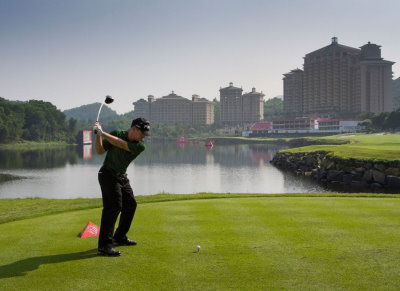 Louis Oosthuizen at WGC-HSBC Champions at Mission Hills