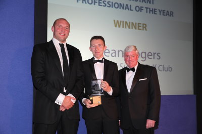Former England rugby international Ben Kay (left) and Bridgestone Golf's Steve Kettlewell (right) present Mid-Surrey Golf Club's Dean Rodgers with his award