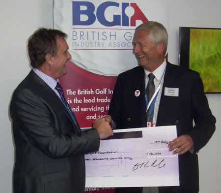 Chairman of the Golf Foundation Charles Harrison (right) thanked BGIA members and the Association’s Chairman Nigel Freemantle (left) 