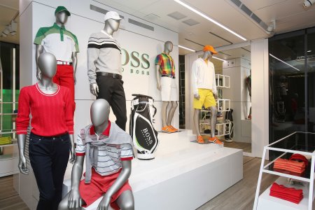HUGO BOSS Mobile Store