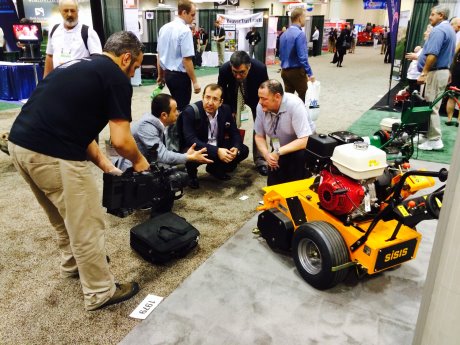 Dennis and SISIS returned to GIS 2014 in Orlando and reported a successful launch of two products as well as interest in the current range of turf maintenance products from both brands