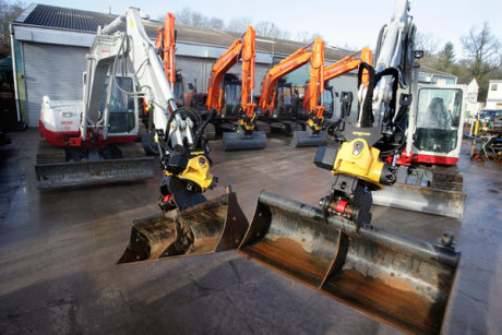 MJ Abbott’s new Hitachi and Takeuchi excavators