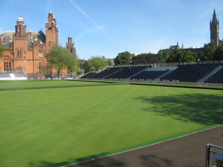 The greens with Kelvingrove Art Gallery & Museum adjacent
