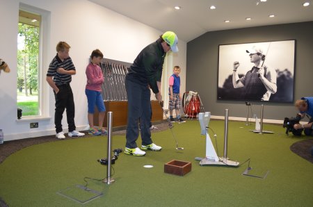 Huxley Golf indoor golf surfaces at the Nike Performance Fitting Centre