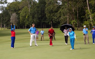 A Finish Fit for a Queen