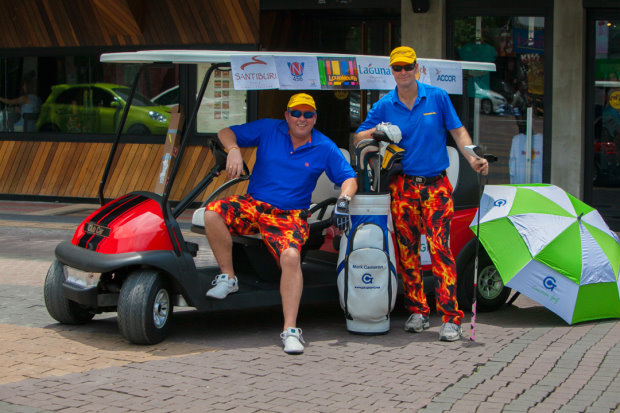 Ready for their World Record attempt: Mark Cameron (left) and Graham Haslam