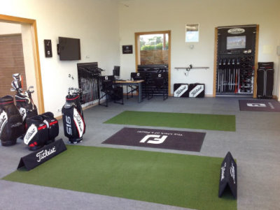 National Custom Fitting Centre at  Monte Rei