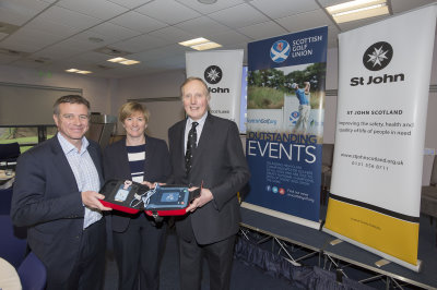 (from left) Hamish Grey (SGU), Karin Sharp (SLGA) and Douglas Dow of St John Scotland (photo Kenny Smith)