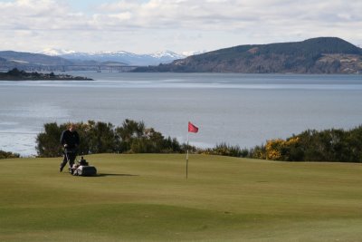 Chris Haspell, the Castle Stuart course manager, puts the finishing touches to the course ahead of today’s opening