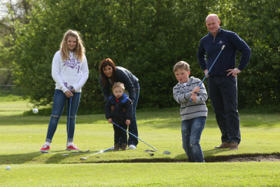 Celtic Manor Resort
Caerleon Golf Club
Martyn Williams & Family
©Steve Pope - Sportingwales