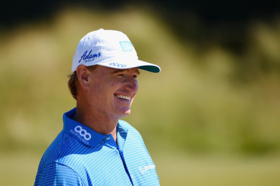 Ernie Els shows off the logo of Pacific Links International  at the recent U.S. Open 