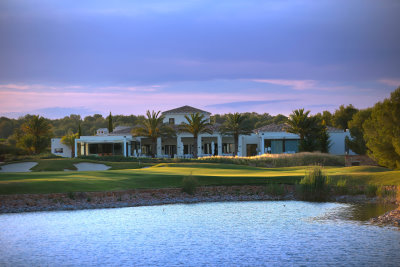 Las Colinas 18th