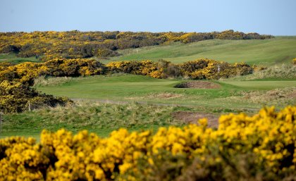 A general view of the par four 4th hole on the Montrose Medal Course at the Montrose Golf Links on April 28, 2014 in Angus, Scotland. (Photo by Ross Kinnaird/Getty Images)