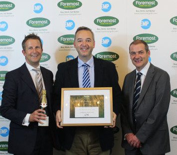Foremost director Andy Martin; Foresight Sports Europe sales director Ed Doling (with award); BBC sports commentator Iain Carter (host for the evening)