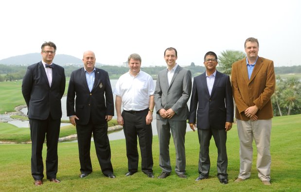 (from left) Micah Woods, Dominic Wall, Steve Isaac, Sam Thomas, Pirapon Namatra, Paul Jansen