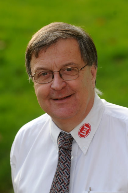 Lely’s parts manager Phil Bowen has retired after over 35 years providing outstanding service and a wealth of product knowledge to customers