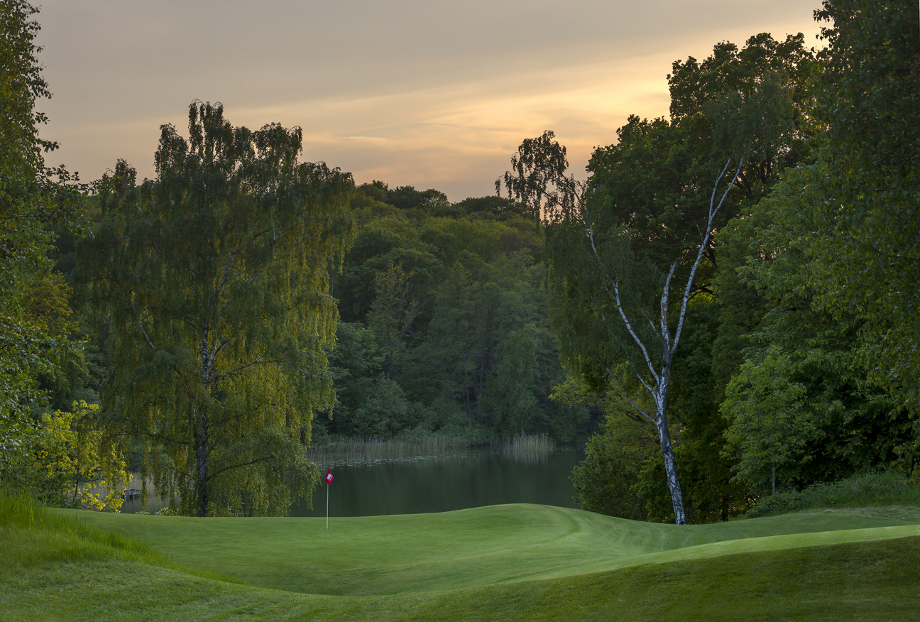 Modry Las Golf Club, Ori Las