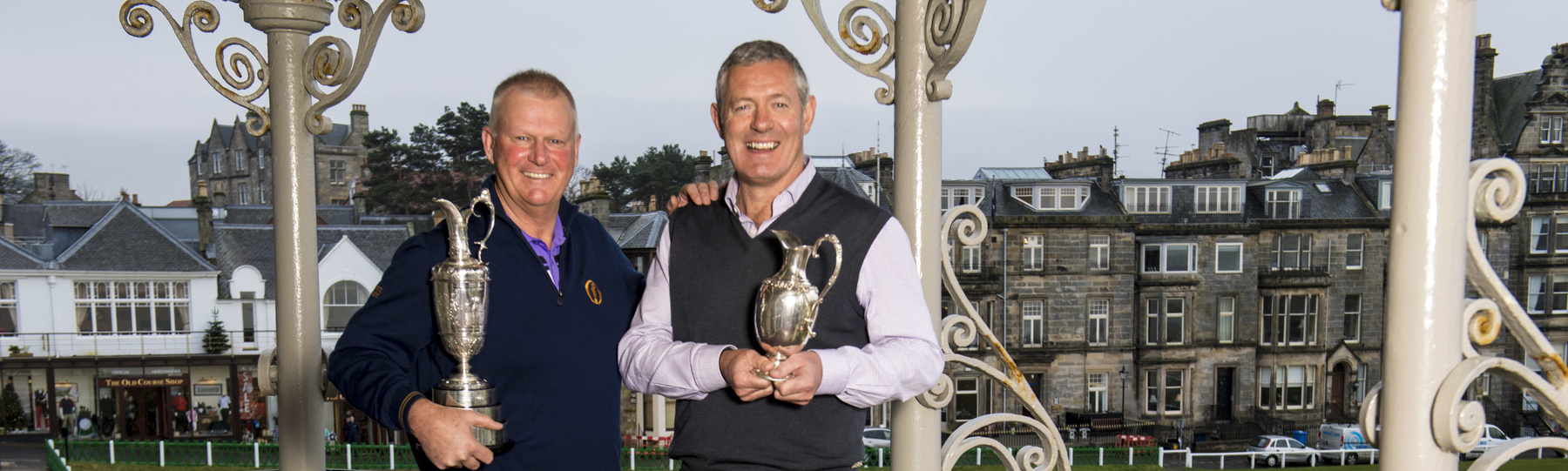 Sandy Lyle (right) and Gavin Hastings support the 1872 Cup partnership with The Open