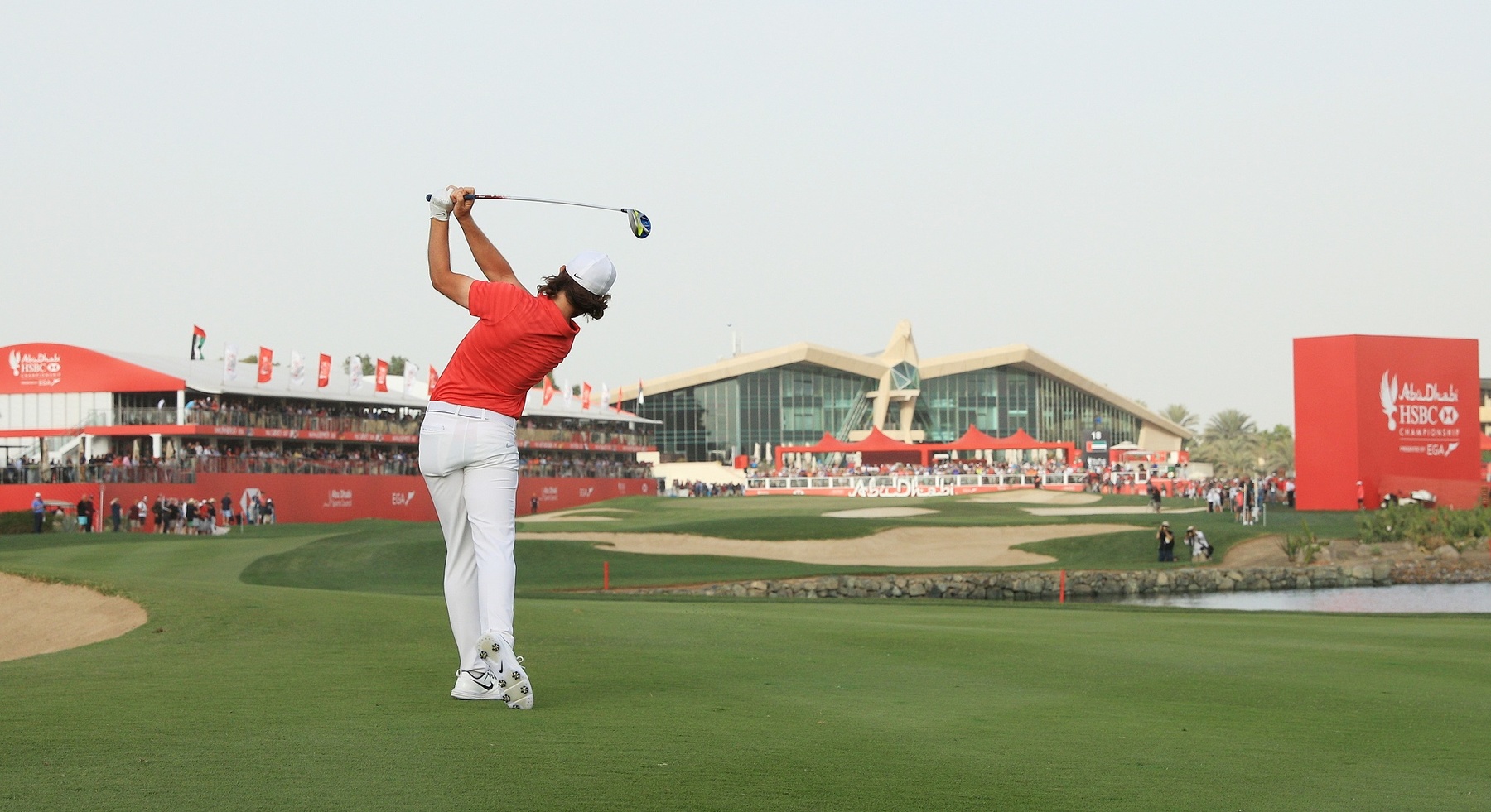 ABU DHABI, UNITED ARAB EMIRATES - JANUARY 21: Tommy Fleetwood of England plays his second shot on the 18th hole during the final round of the Abu Dhabi HSBC Golf Championship at Abu Dhabi Golf Club on January 21, 2018 in Abu Dhabi, United Arab Emirates. (Photo by Andrew Redington/Getty Images)