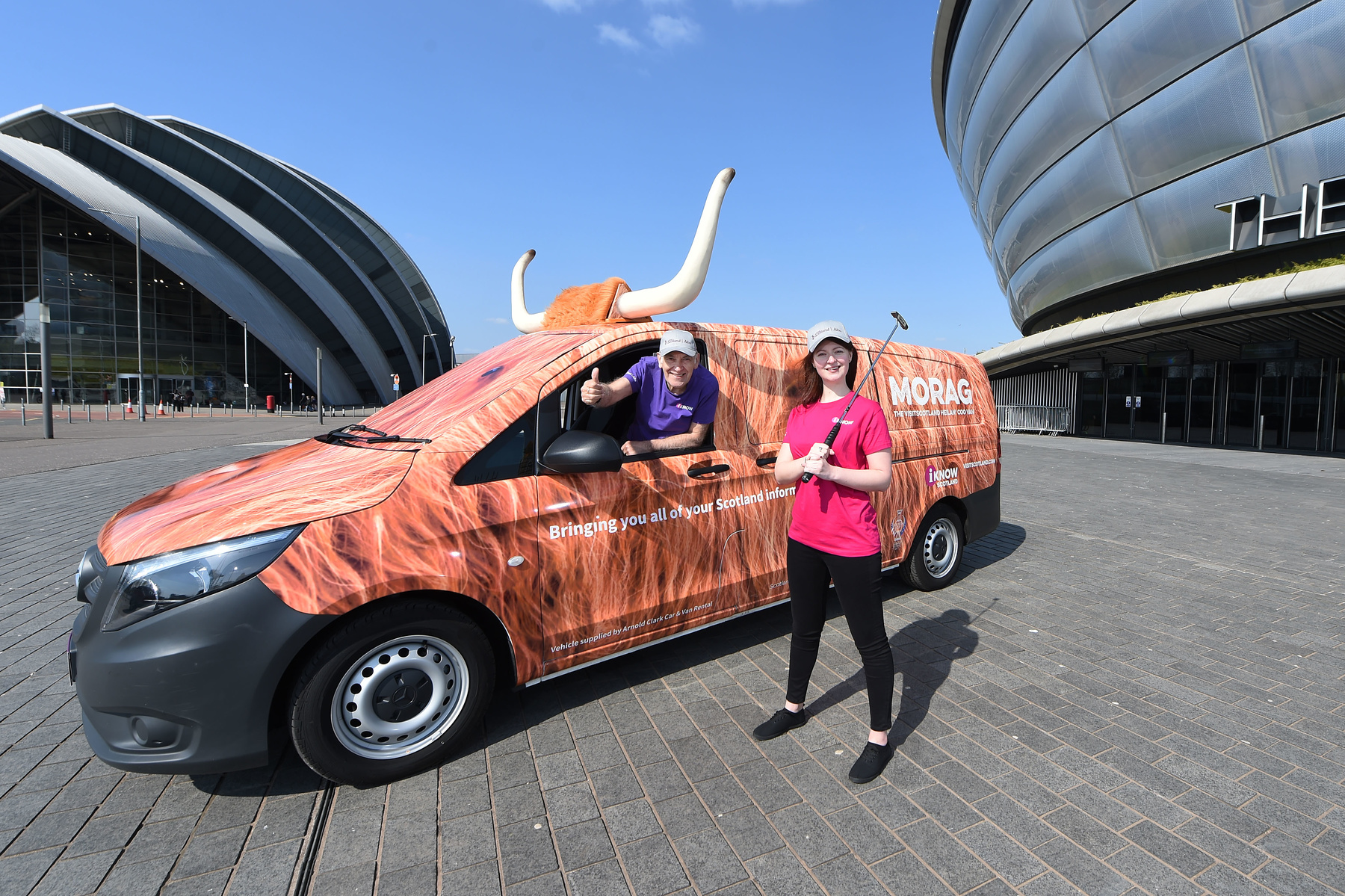 Coo Visors Jemma Blythe and John Stewart will be on hand to help promote The 2019 Solheim Cup when all three of VisitScotland’s Coo Vans hit the road this summer.