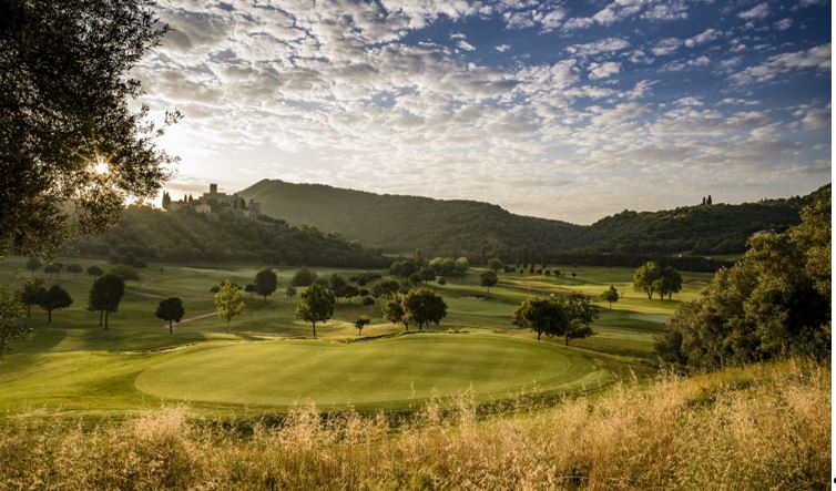 View over 16th Green towards the Castello di Antognolla