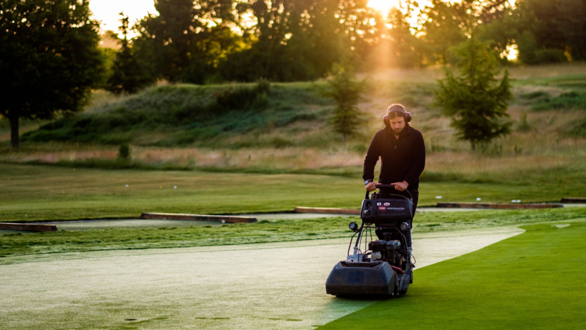 (photo credit Ash Youd)