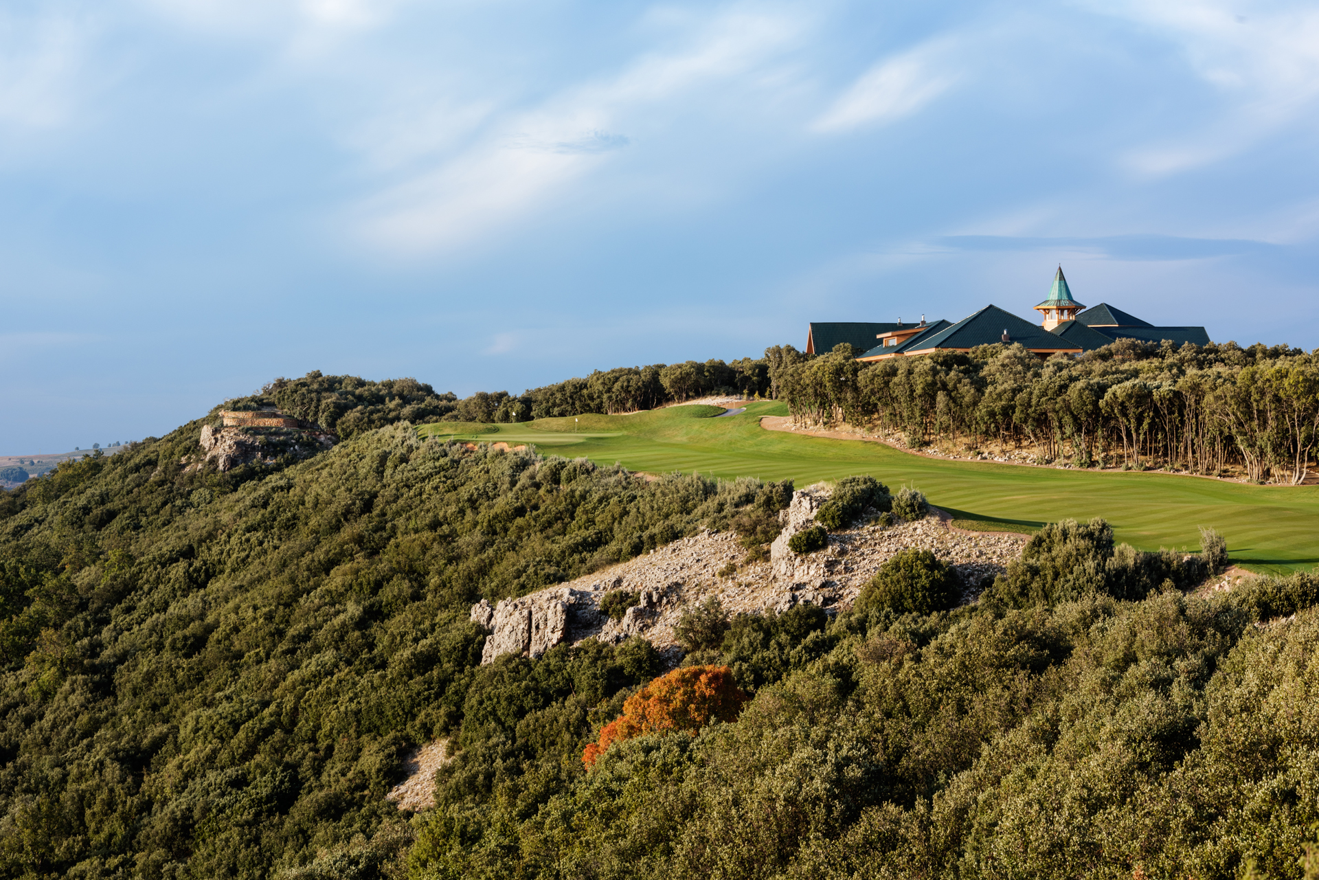 Michlifen Golf Resort, Ifrane National Park, Middle Atlas Mountains, Morocco. Photo by Alan Keohane www.still-images.net