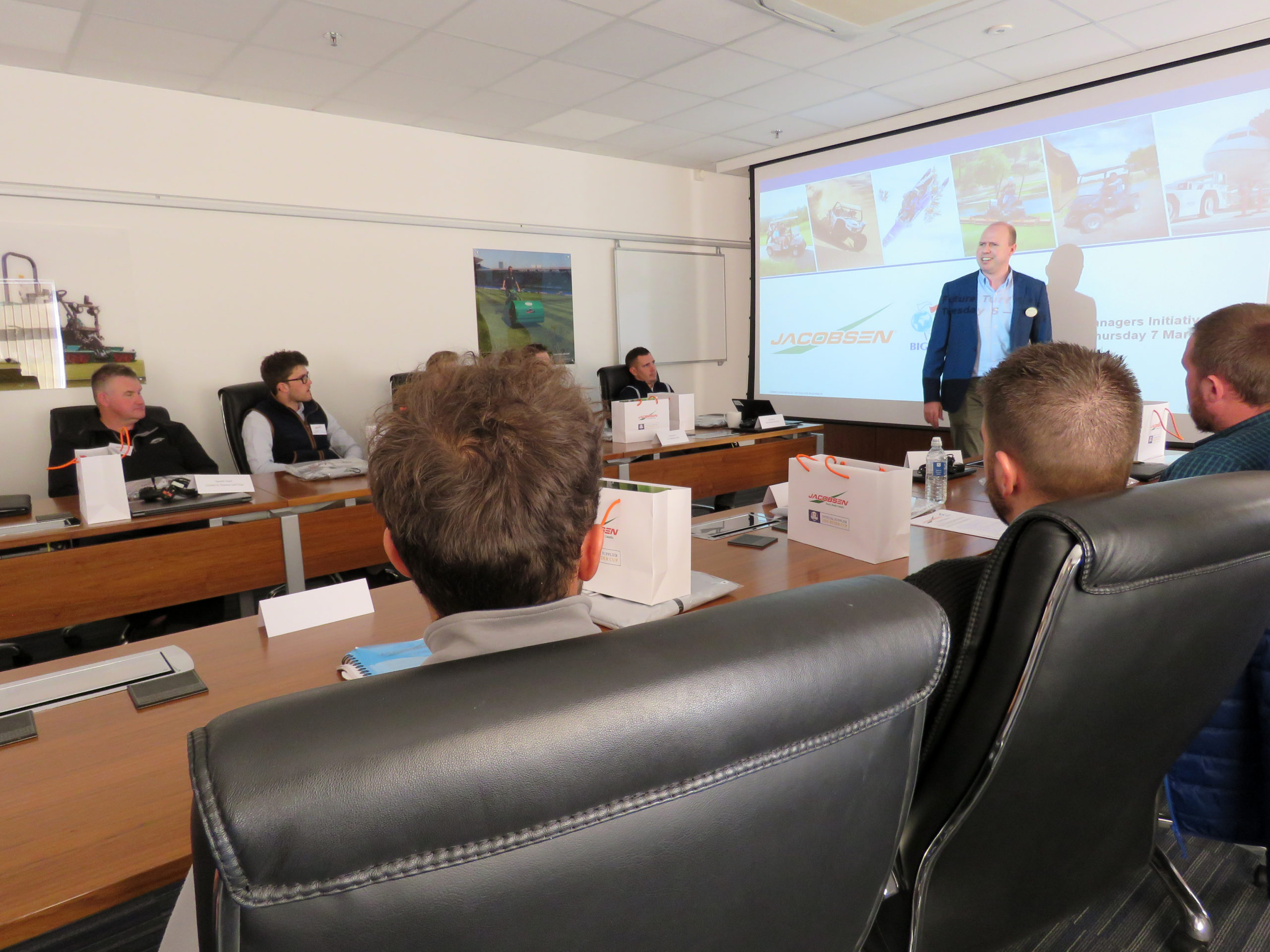 Textron's William Carr addresses the FTMI graduates in 2019