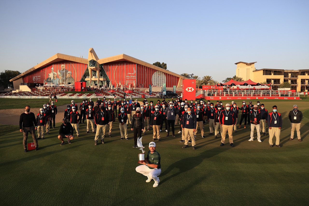 Abu Dhabi GC Team with Tournament Champion Tyrrell 