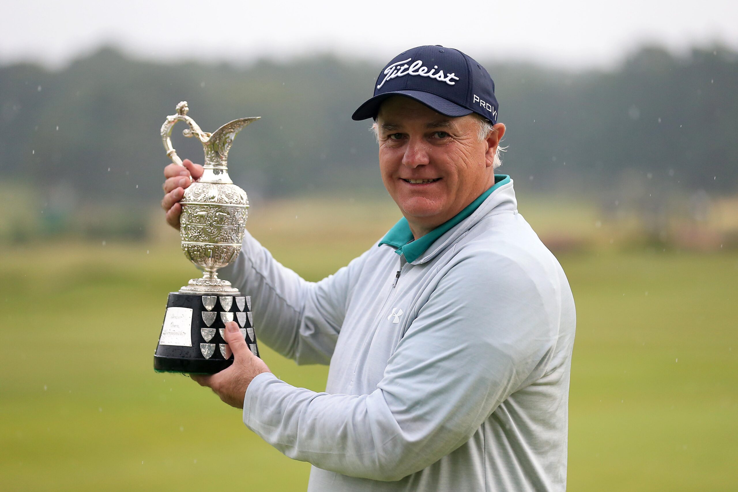 Stephen Dodd of Wales celebrates victory in The Senior Open Presented by Rolex at Sunningdale Golf Club (Photo by Stephen Pond/Getty Images)
