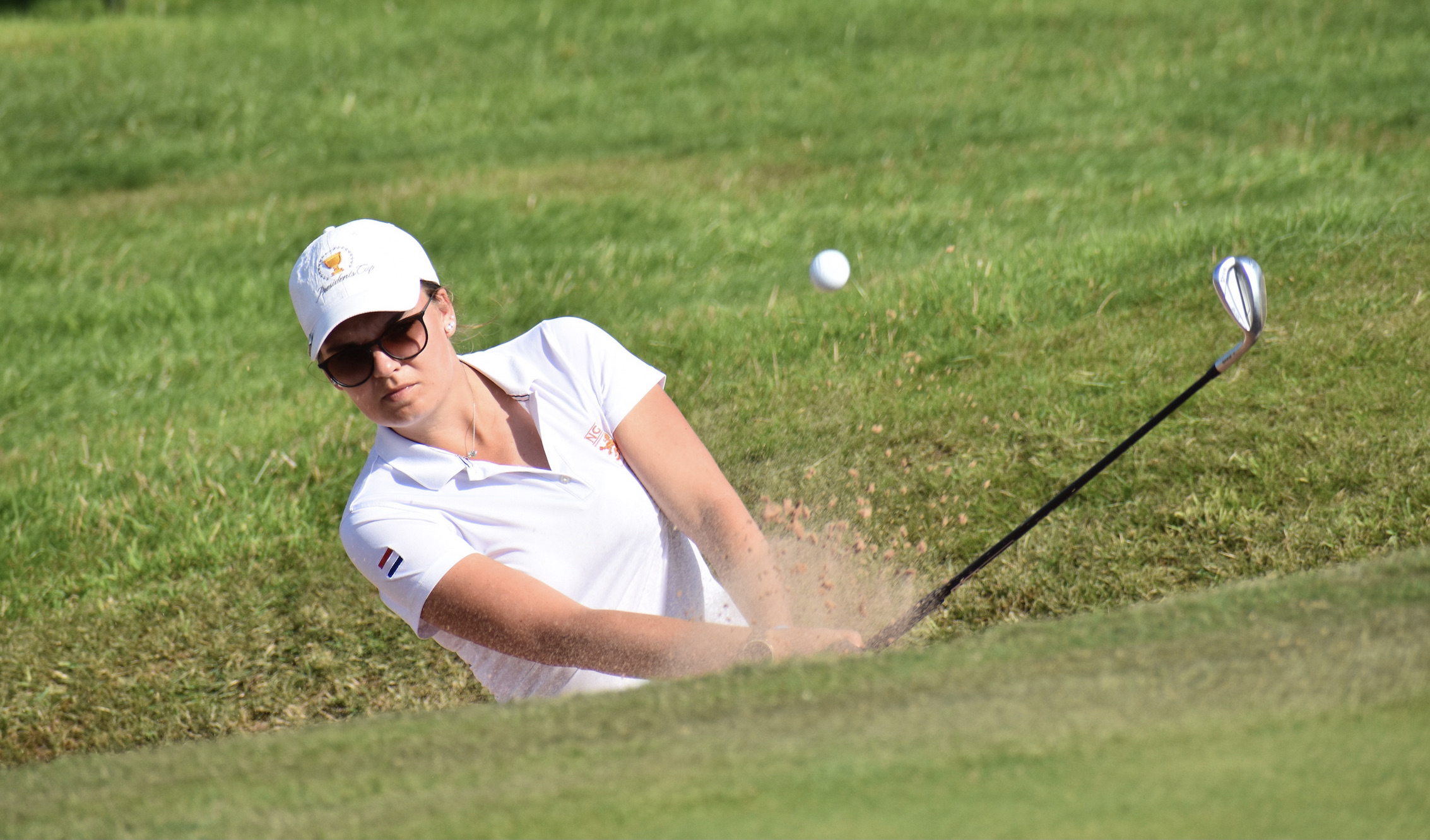 Dutch player Daphne van Houten is playing in the Net category 2