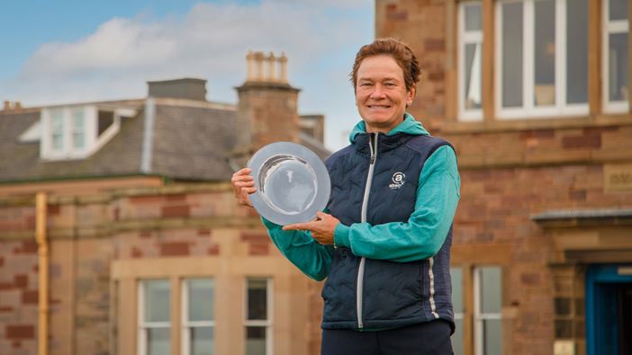 2021 CPG Lifetime Achievement Award Winner, Catriona Matthew, receiving the award at her home club, The North Berwick Golf Club