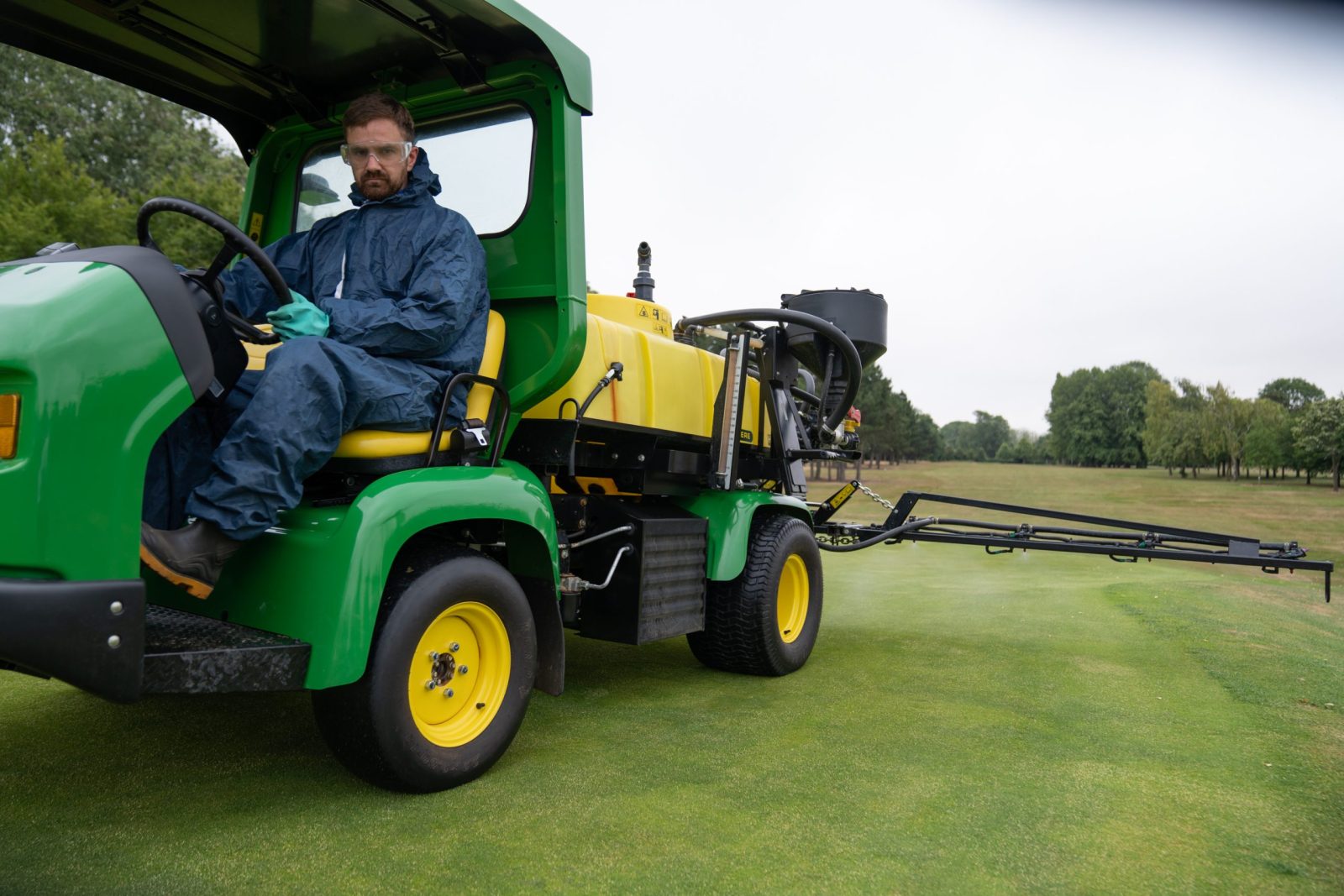 John Deere's HD200 GPS precision sprayer has revolutionised the way the grounds team at The Leicestershire applies herbicides, fungicides and fertilisers