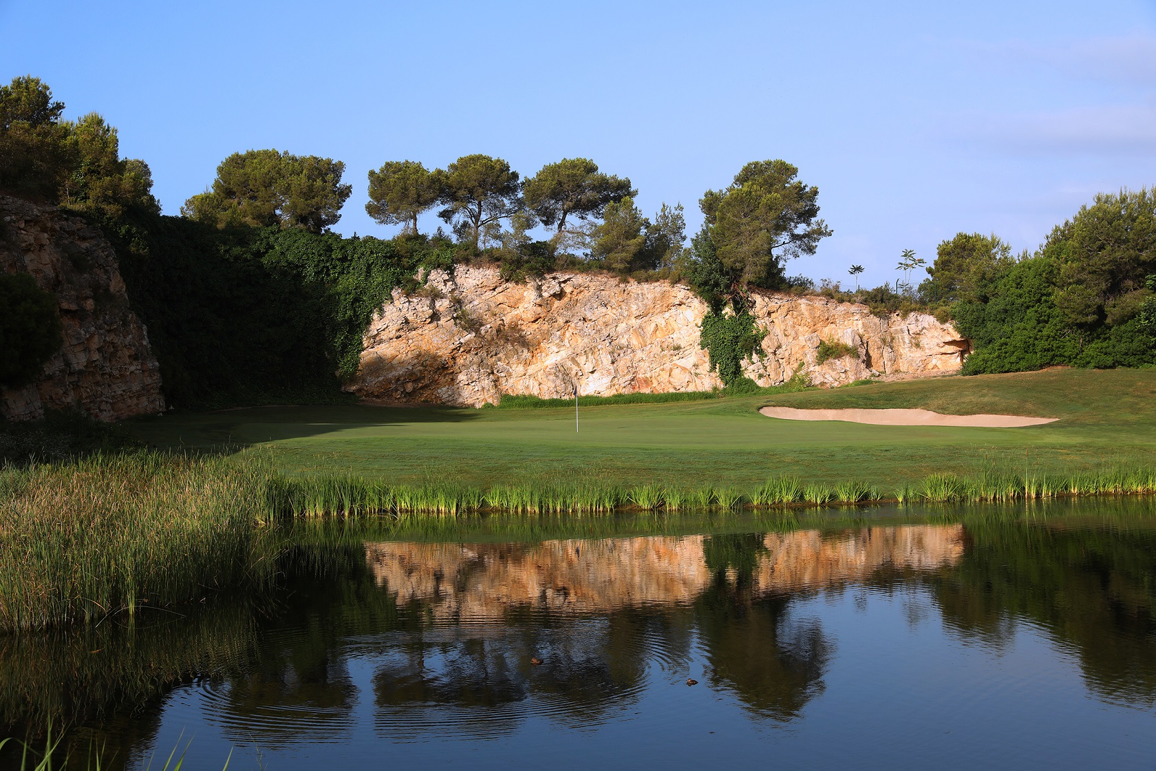 The 13th hole on Infinitum's Hills course