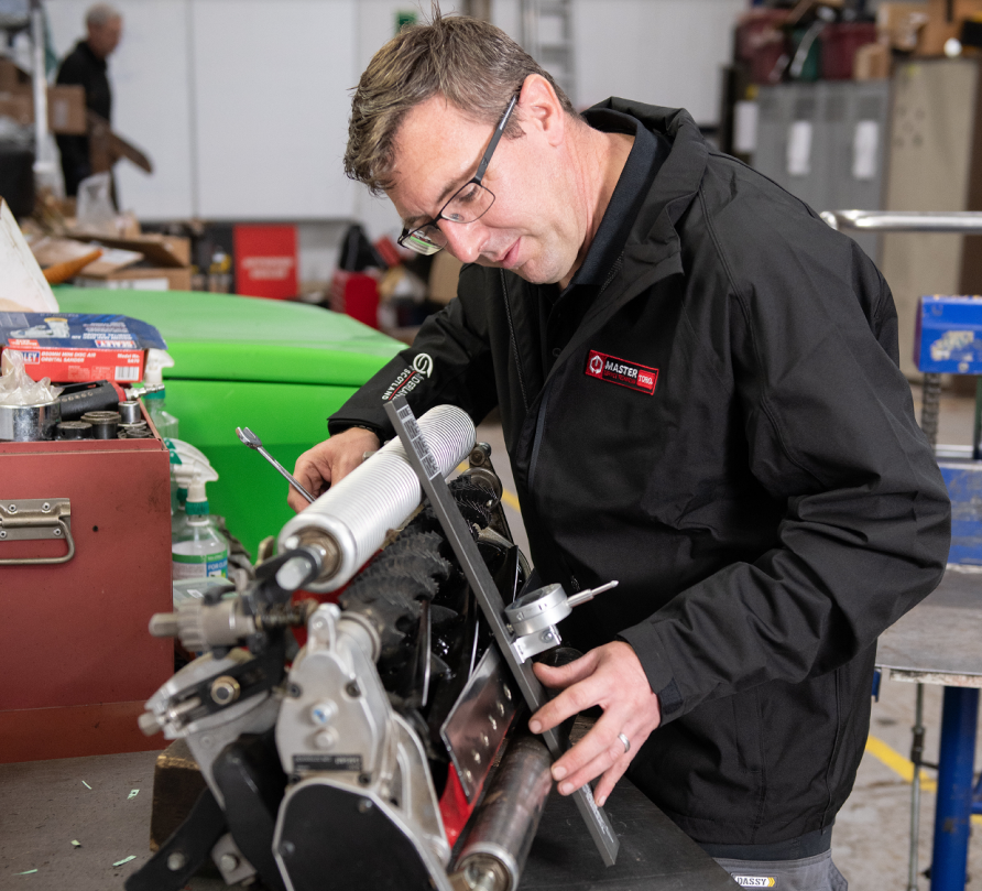 Reesink’s first Master Service Technician David Creasy at work on the Master Service Technician programme