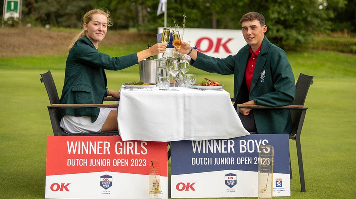 Dodd-Berry enjoying the celebratory dinner with girls' Dutch Junior Open winner Anne-Sterre den Dunnen (Photo credit Dutch Junior Open)